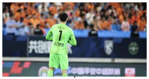 国足守门员爆料最新消息,揭秘国家队背后真相  第1张